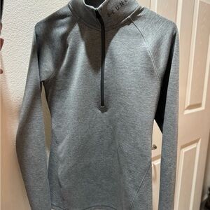 Under Armour Heather Gray Performance Pullover
